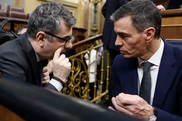 The Government tries to shield Sánchez from the 'plumber': "She continuously used his name but there is nothing; the president is an upright person"