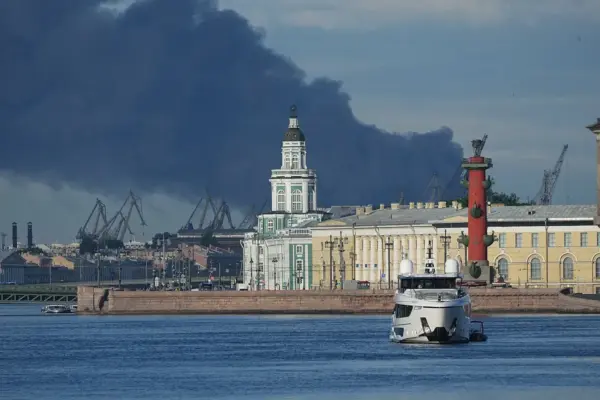 Ukraine strikes St. Petersburg with drones and once again brings the war to Putin's hometown
