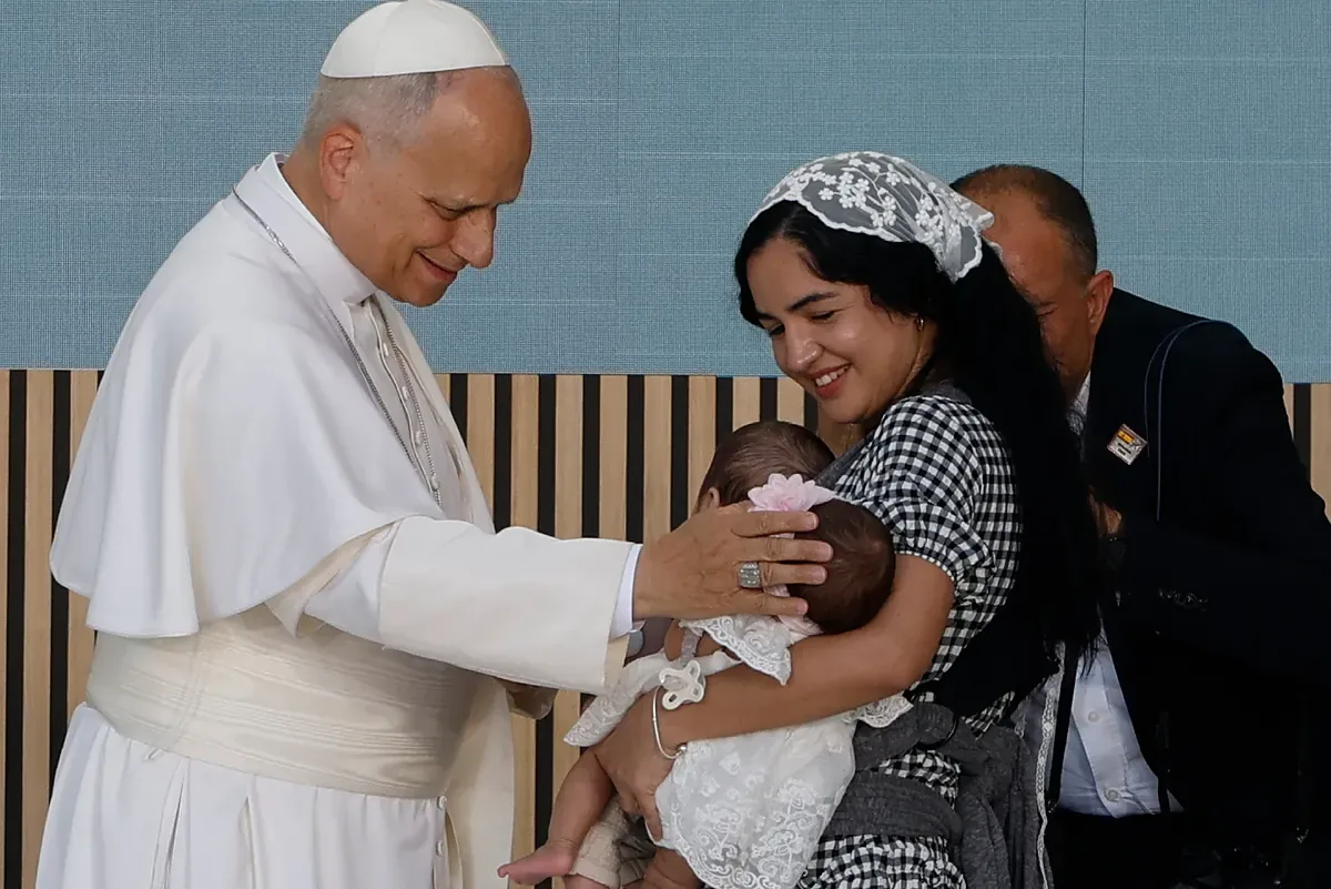 Pope Leo XIV vindicates the dignity of homeless people and applauds Madrid's hospitality: "If you are in Madrid, you are from Madrid"