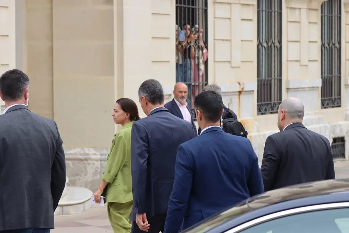 Sánchez denounces "an attack on the integrity of Spain," applauds the "cooperation" with Morocco, and points to the Supreme Court