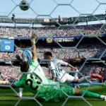 Glory for Ferran, the goal in the 106th minute that is worth a star: "Destiny was written. It has been scored by 47 million Spaniards"