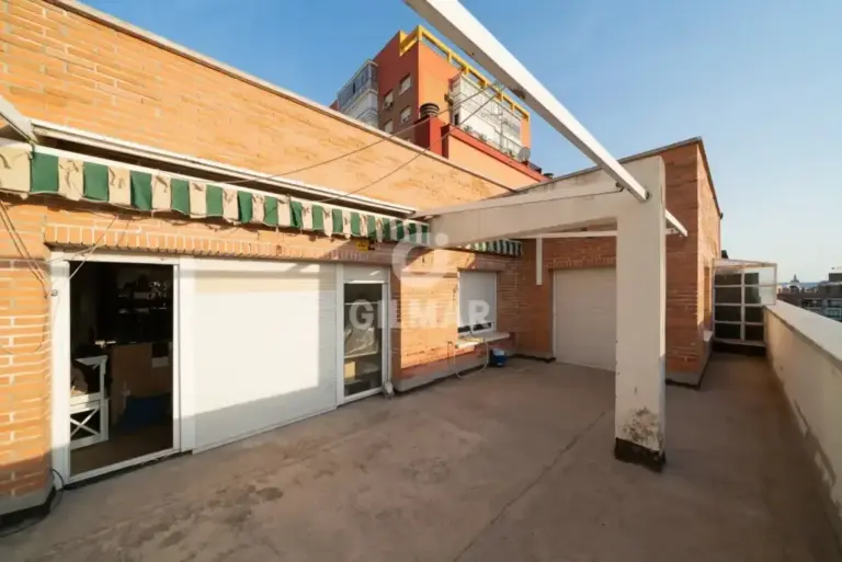 Ayuso's boyfriend puts a second apartment up for sale for 1.6 million and Más Madrid will denounce the Chamberí penthouse for embezzlement