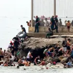 Spain suffers the greatest crisis at its borders due to the "permissiveness of Morocco" and the Government's paralysis for eight hours