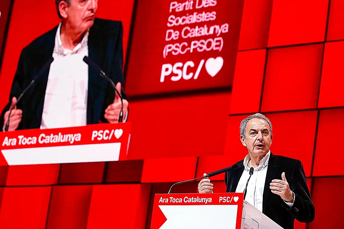 Zapatero breaks his silence in EL MUNDO to defend the amnesty: "It strengthens our Rule of Law"
