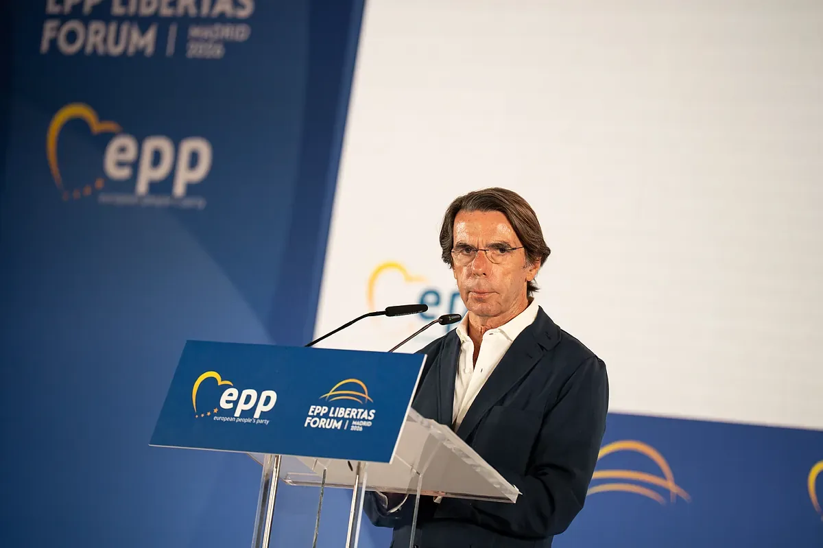 Genoa downplays the ECJ ruling and Aznar demands that "the seditious aggression does not go unpunished"