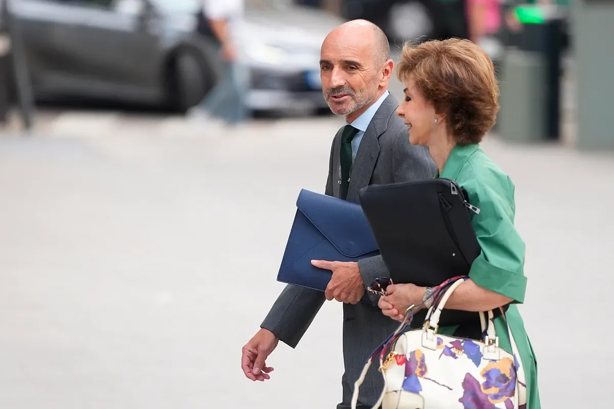 The confession of businessman Julio Martínez and the executives of Plus Ultra destroys Zapatero's defense strategy