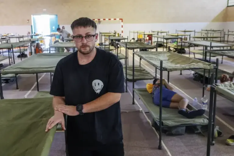 Ángel Ramírez, volunteer at the Villamanta sports center