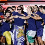 Ecstasy in Cibeles with the champions: "Together we are stronger, long live Spain"