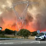 Fires in Extremadura and León cause concern while those in Fermoselle (Zamora) and la Vall d'Uixó (Castellón) are considered stabilized
