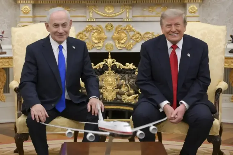 The President of the United States, Donald Trump, receives Israeli Prime Minister Benjamin Netanyahu at the White House.