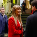 Judge Peinado requires Begoña Gómez to "prove" that she used the passport to travel to London for her daughter's graduation