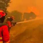 1,500 people evacuated due to the Ávila fire given its "virulent" advance: the fire affects Burgohondo, Navaluenga and El Tiemblo
