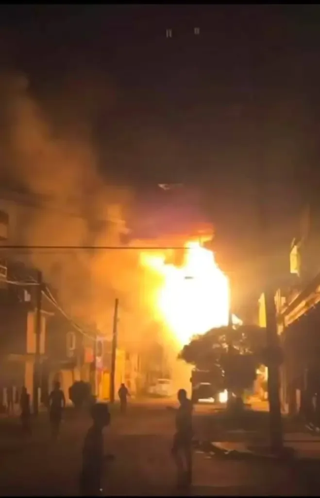 A fire in Havana, this Friday.