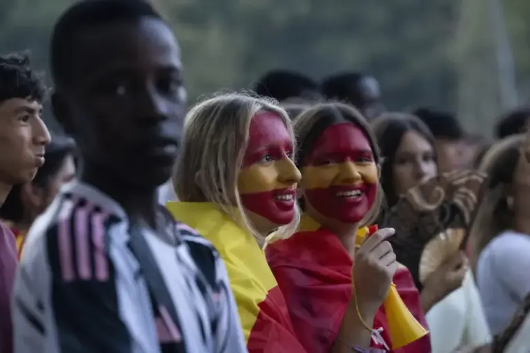 The unchanging Oyarzabal, Porro's euphoria, and an emotional coach: "It is a pride to lead this group, only the chosen ones go to the final"
