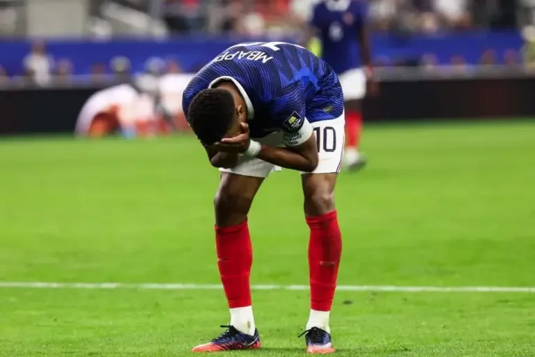 Kilyan Mbappé, at the end of the match.
