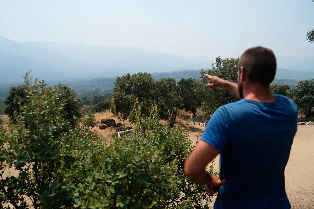 Iván, owner of seven rural houses where the fire started: "Help us to tell that everything is fine here"
