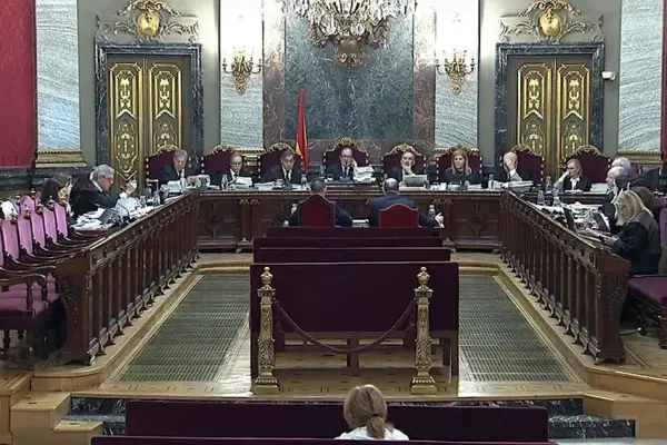 The 'army of good officials' that stood up to stop PSOE corruption
