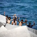 Entry of immigrants to Ceuta from Morocco, live | Marlaska raises to 72,000 the number of immigrants who entered Ceuta from Morocco