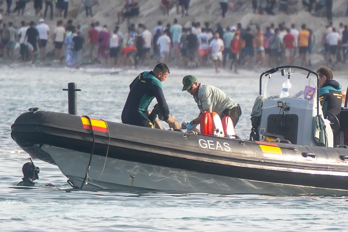 Spain quickly sets up a large morgue in the former Military Hospital of Ceuta for the worst migration tragedy: "We have never rescued so many bodies"