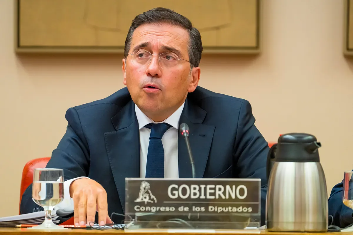 Albares saves Morocco and shifts all the blame for the massive entry into Ceuta to the "hoaxes" on social media