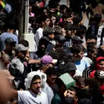 Entry of immigrants to Ceuta from Morocco, live | The judge asks the Civil Guard if there were prior warnings of the mass entry in Ceuta
