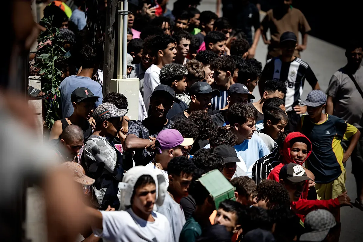 Entry of immigrants to Ceuta from Morocco, live | The judge asks the Civil Guard if there were prior warnings of the mass entry in Ceuta