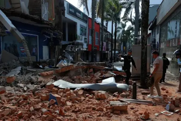 Direct witness from Manizales: "The city is completely collapsed, most of the buildings are almost in ruins"