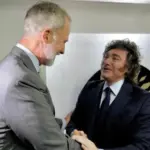 Felipe VI and Milei coincide at the inauguration of De la Espriella and protagonize a unique moment