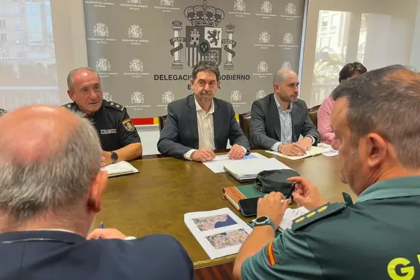 Ceuta teachers distrust the Government's measures for returning to class: "What safety can there be in the schools if there is none in the city?"