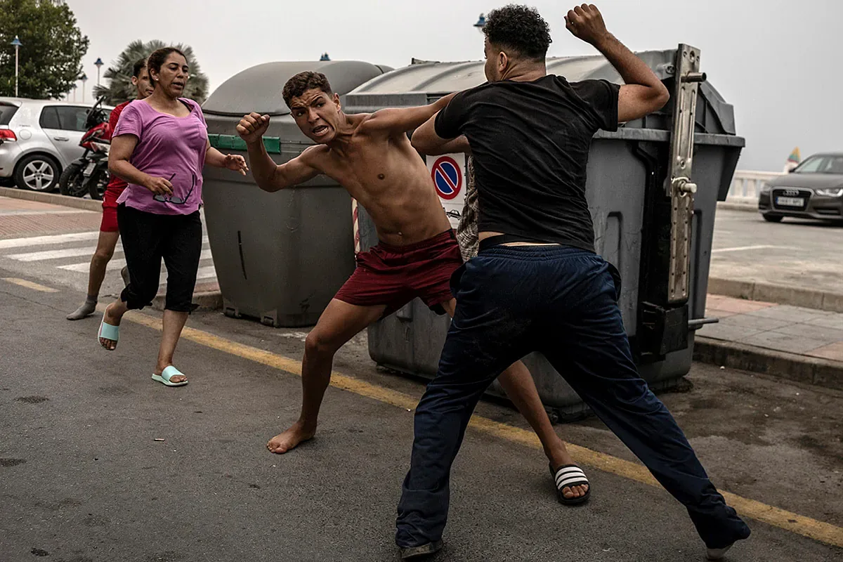 The threat from Morocco that does not cease: hunting the Ceutan, spies, violence in the streets, (confirmed) call for another massive arrival...