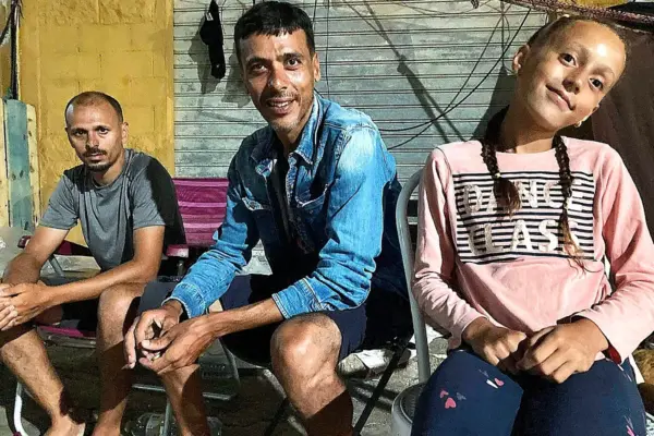 22 days of women and children in the toughest corner of Ceuta: "Three days without eating," fights "every night," no sleep "just in case"...