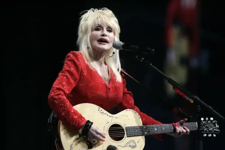 Dolly Parton performing a song