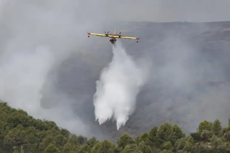 Evacuated the town of Catí due to the Tírig (Castellón) fire