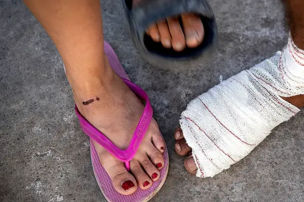 The police detect that Moroccan pimps recruit girls arriving in Ceuta to prostitute them in exchange for food