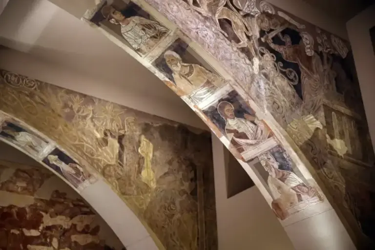 The murals of Sijena in the MNAC