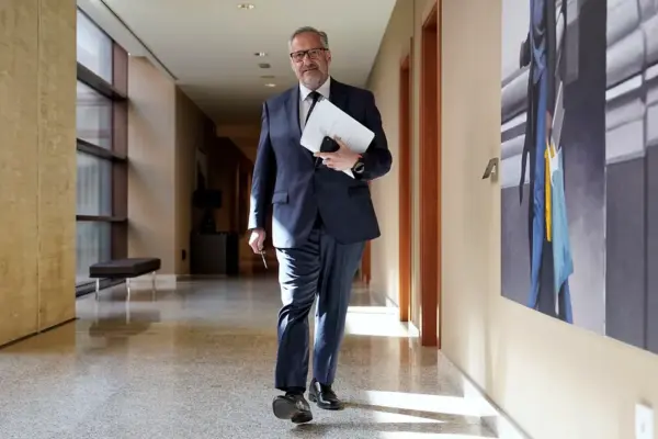 The vice presidents of Vox will not attend the meeting on migrant minors in Ceuta and state their 'no' to the distribution in a letter