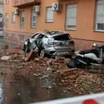A strong magnitude 5 earthquake shakes Granada at dawn and causes material damage