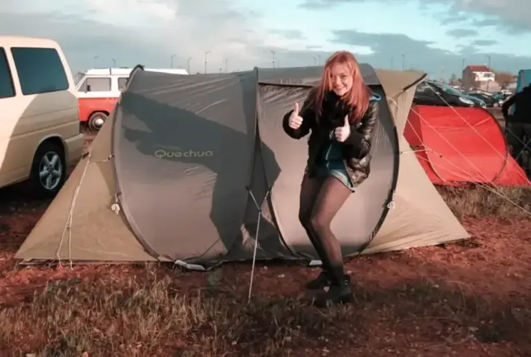 Rocío, at her first festival, Arenal Sound, where she went with a friend.