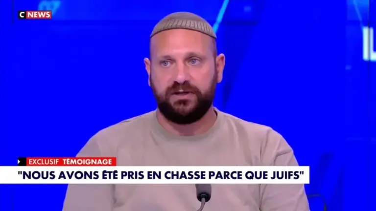 El judío Jimmy Zaghroun, a su regreso a París, denunciando lo ocurrido en Barcelona en varias cadenas galas de televisión.