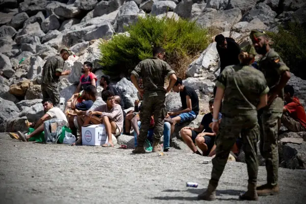 Defense orders cancellation of permits for military personnel in Ceuta starting August 13