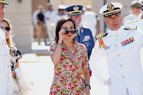 Margarita Robles, sobriety amid the general madness