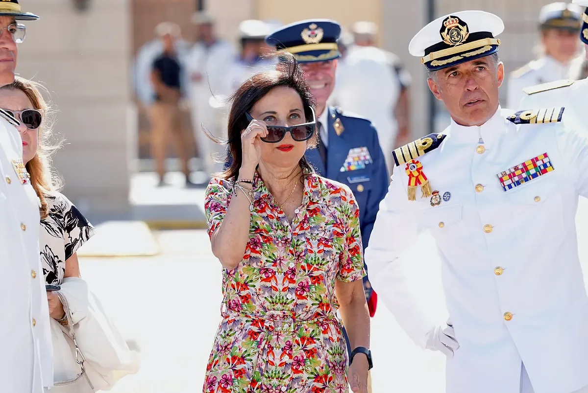 Margarita Robles, sobriety amid the general madness