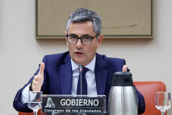Moncloa corners Margarita Robles for questioning the official pro-Moroccan version on the Ceuta crisis