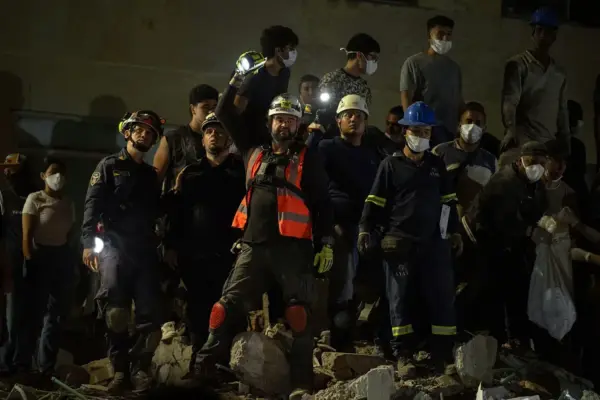 Earthquake in Colombia: search continues for 188 missing under the rubble after a quake that has left at least 132 dead