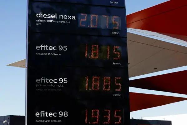 Spain suffers the most aggressive fuel price increase in 20 years for a 'summer operation'