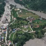 One of the three Spaniards missing in Nepal is found alive as the disaster death toll surpasses 580