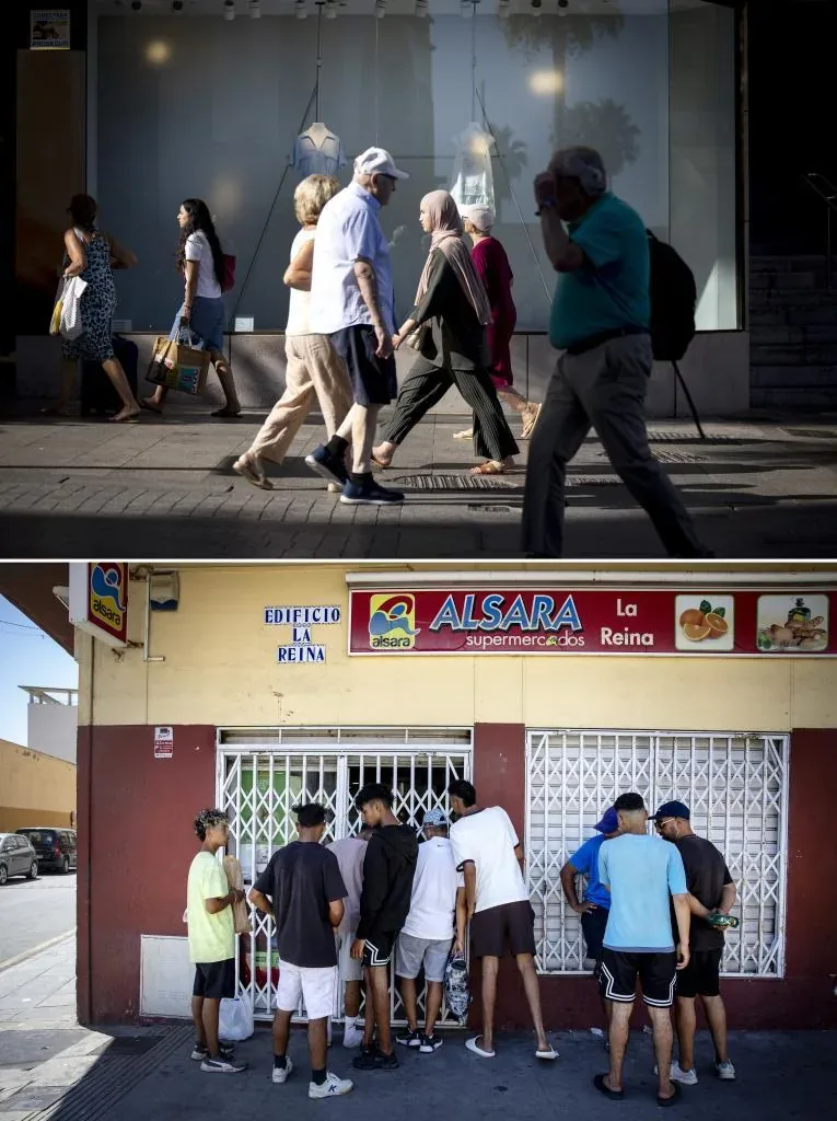 Above, passersby in downtown Ceuta. Below, a group of Maghrebis at the doors of a supermarket with the gate closed.