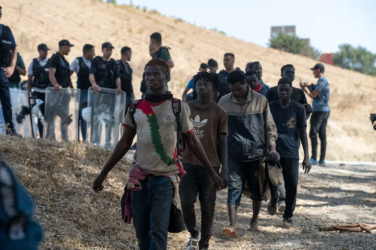 The great de-escalation arrives at the Ceuta border after the 15-A blow: "The Moroccan regime has sent its message loud and clear"