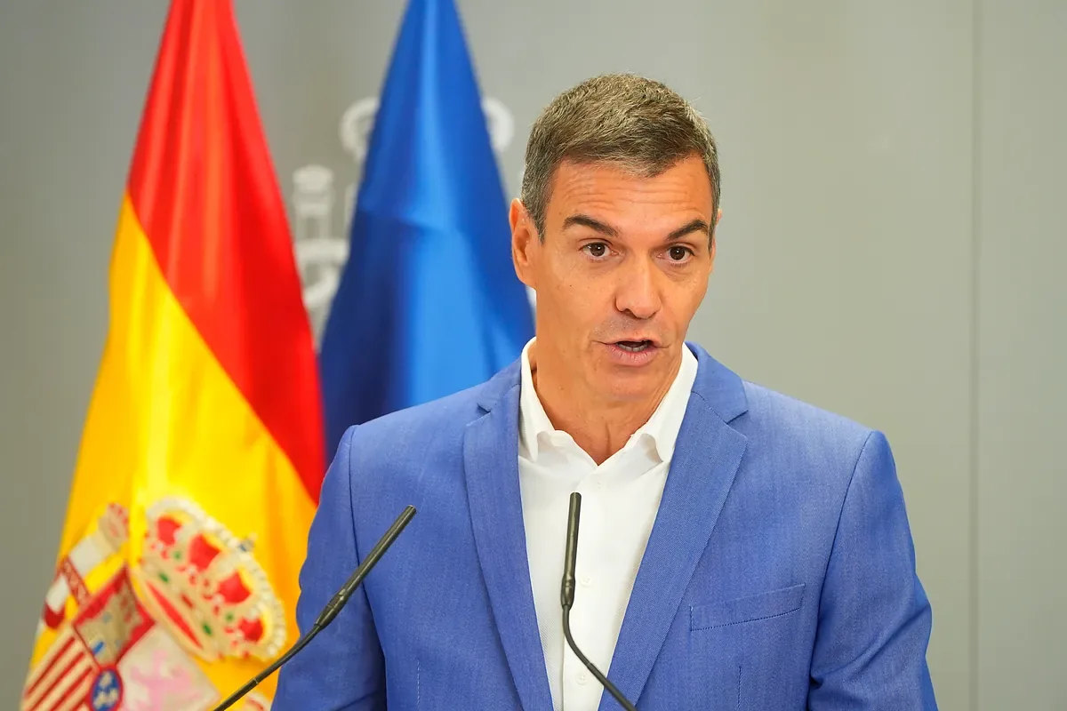 The PSOE drops two points due to the Ceuta crisis in the Tezanos CIS, which keeps it 5.5 points ahead of the PP