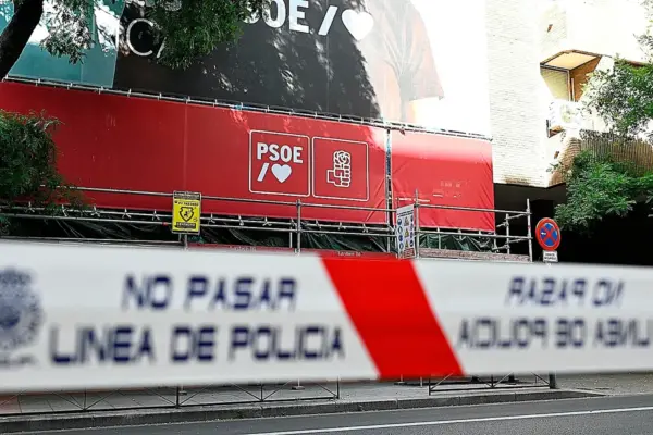 The judge investigating the PSOE's financing requests from Ferraz and the Court of Auditors all donations from the 'Sánchez era'